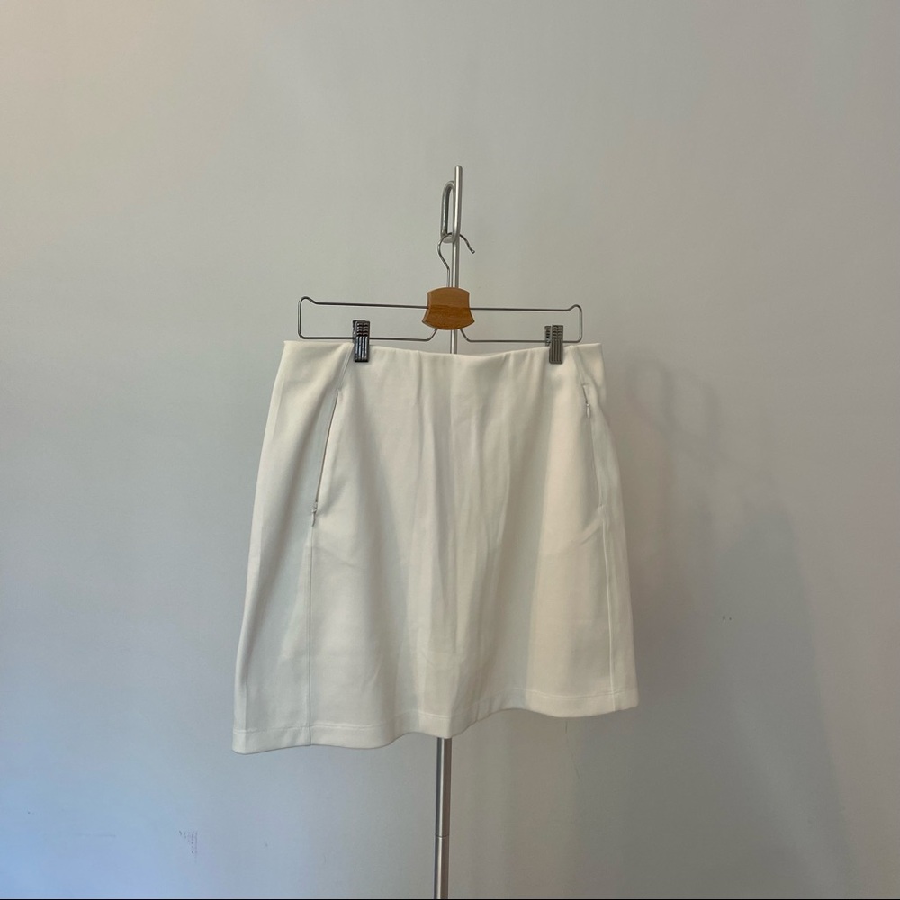 New (with tags!) White Tory Sport Golf Skirt